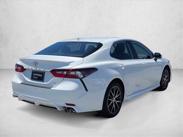 Certified 2024 Toyota Camry SE FWD image 5