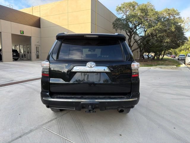 Used 2024 Toyota 4Runner Limited RWD image 3