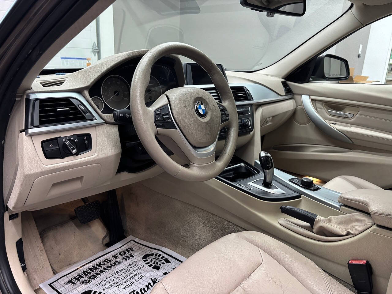 Used 2013 BMW 328i xDrive Sedan AWD/4WD image 14