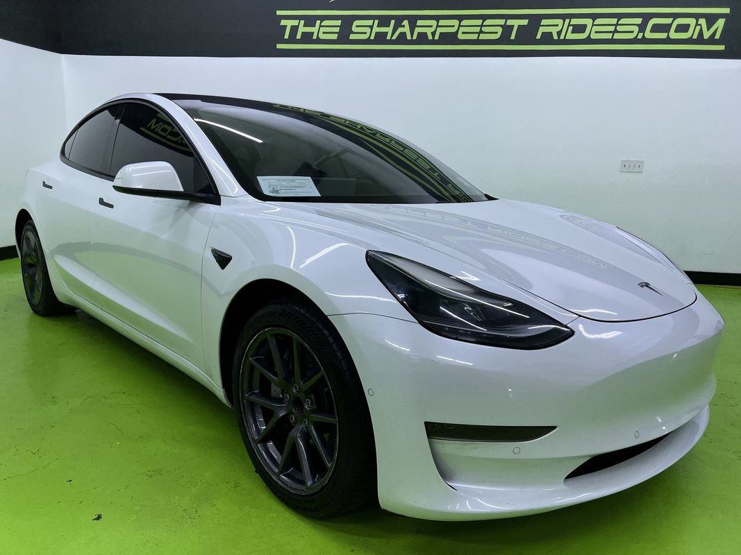 Used 2021 Tesla Model 3 Standard Range Plus RWD image 2