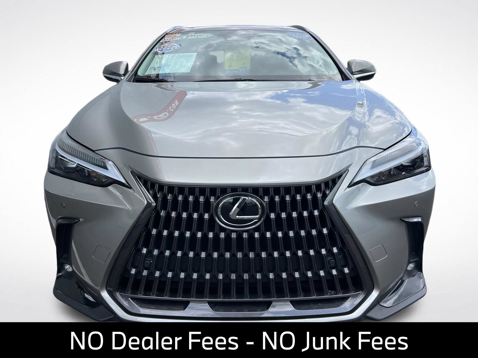 Used 2024 Lexus NX 250 FWD w/ Towing Package (2000 Lbs) image 2