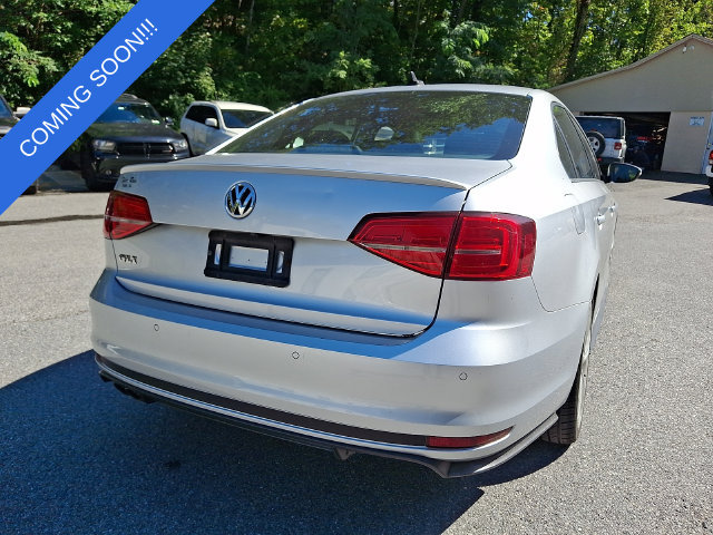 Used 2016 Volkswagen Jetta GLI SE FWD image 10