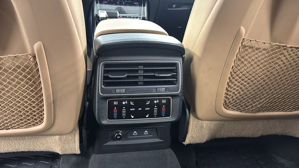 Used 2023 Audi Q8 Prestige image 39