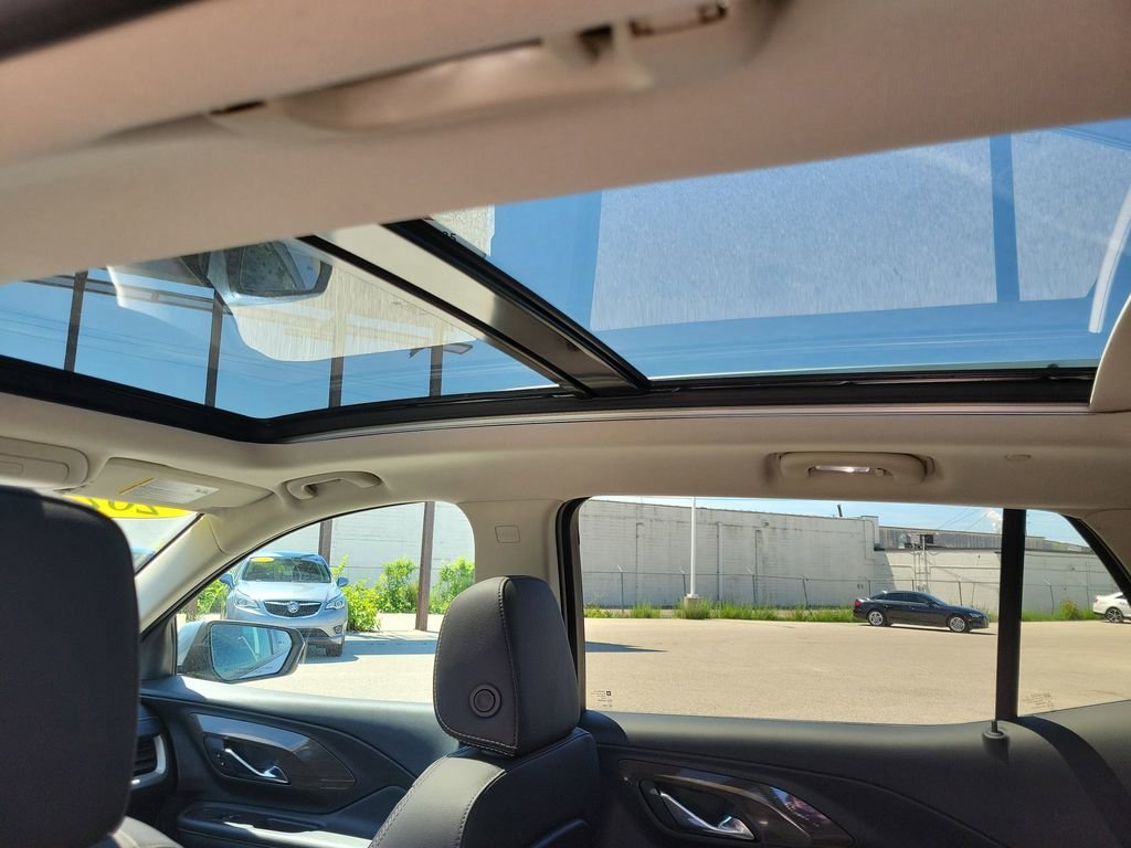 Used 2023 GMC Terrain Denali AWD/4WD image 17