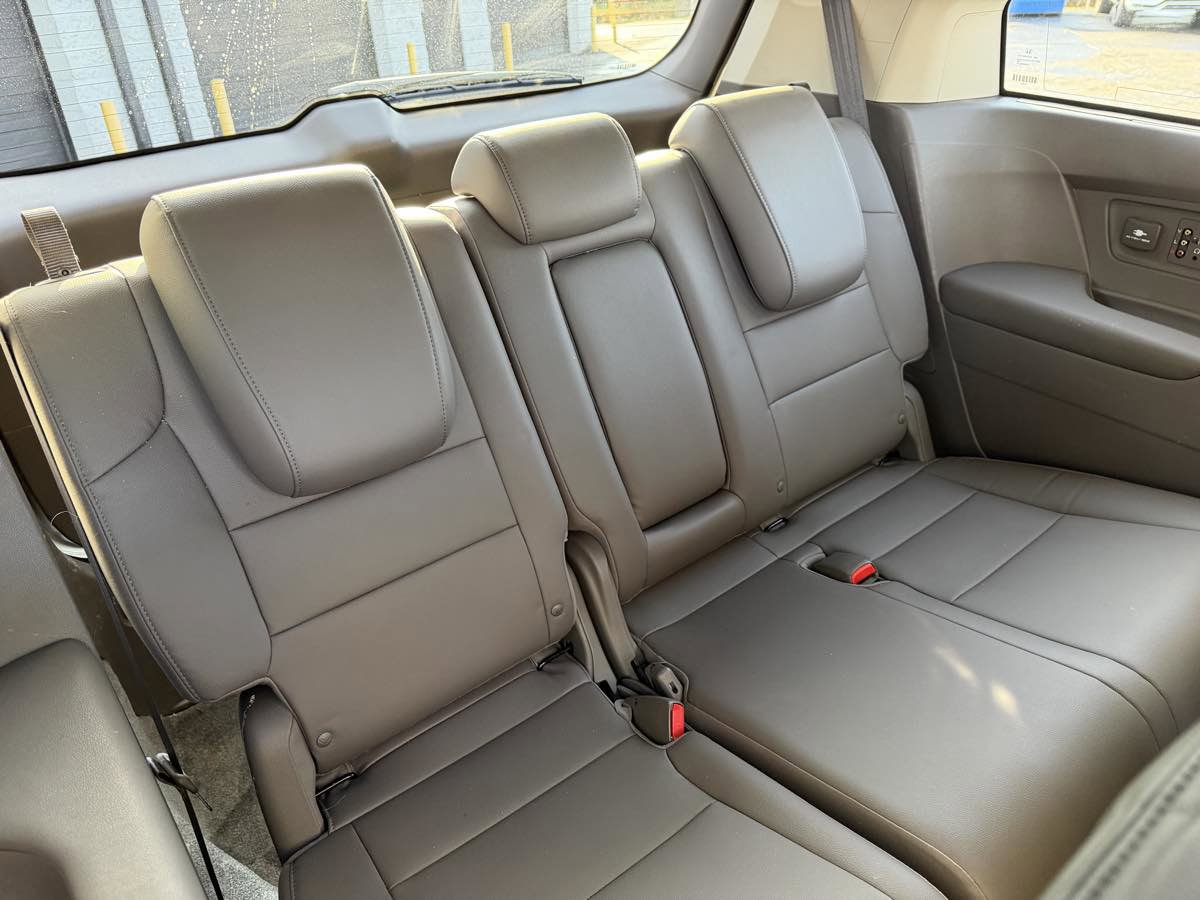 Used 2016 Honda Odyssey Touring image 16