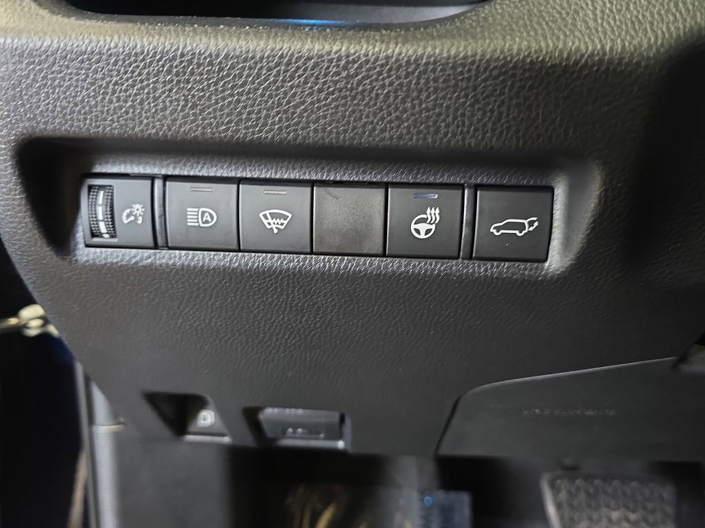 Used 2020 Toyota RAV4 XSE w/ XSE Grade Weather Package AWD/4WD image 26