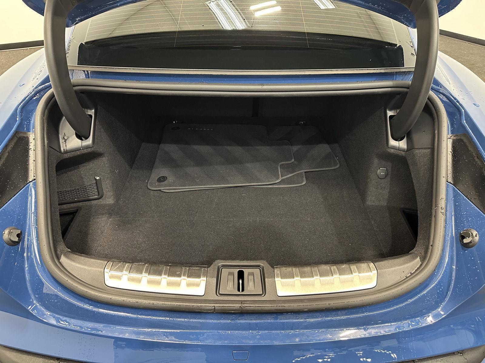 Certified 2024 Porsche Taycan 4S AWD/4WD image 37