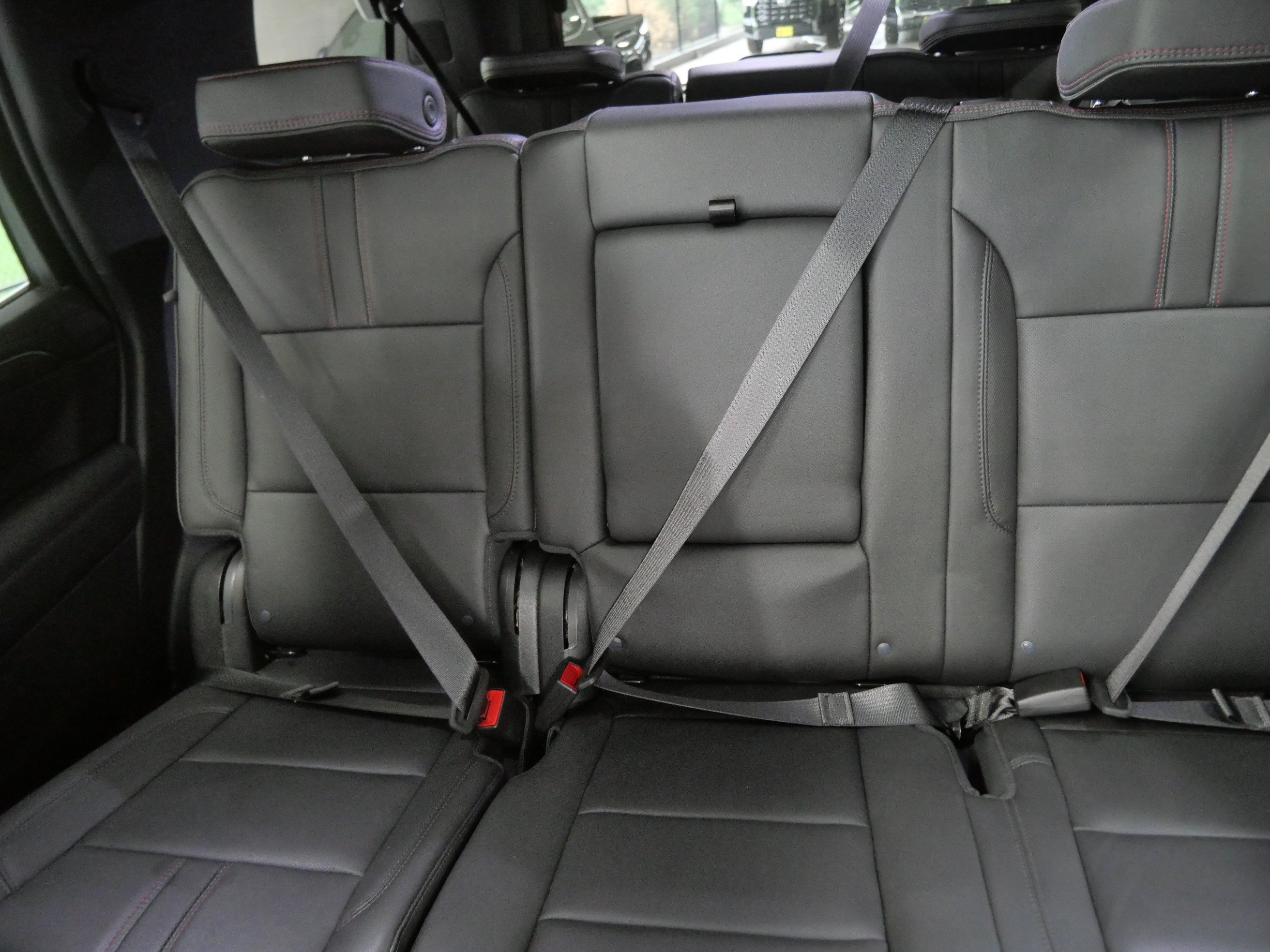Used 2022 Chevrolet Tahoe RST w/ Sport Performance Package AWD/4WD image 46