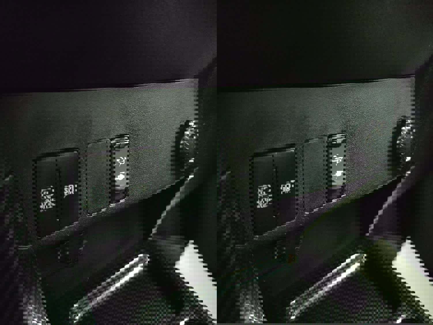 Used 2018 Toyota RAV4 LE w/ All Weather Liner Package image 34