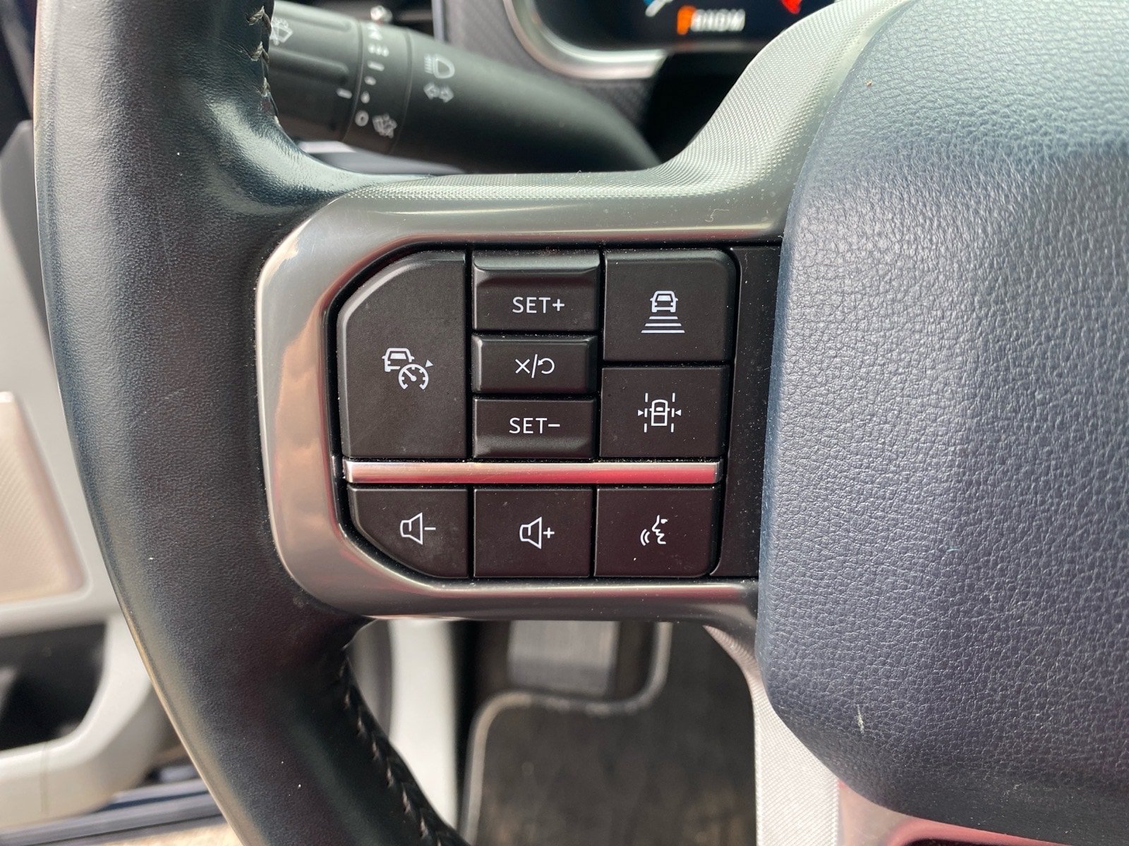 Used 2022 Ford F150 Limited AWD/4WD image 21