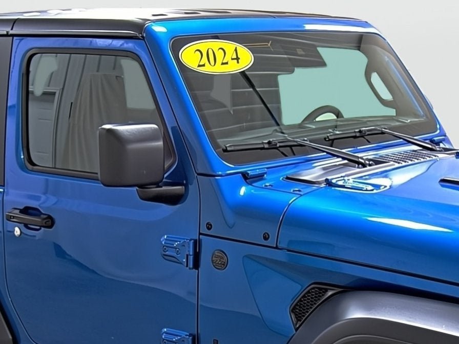 Used 2024 Jeep Wrangler Sport AWD/4WD image 15