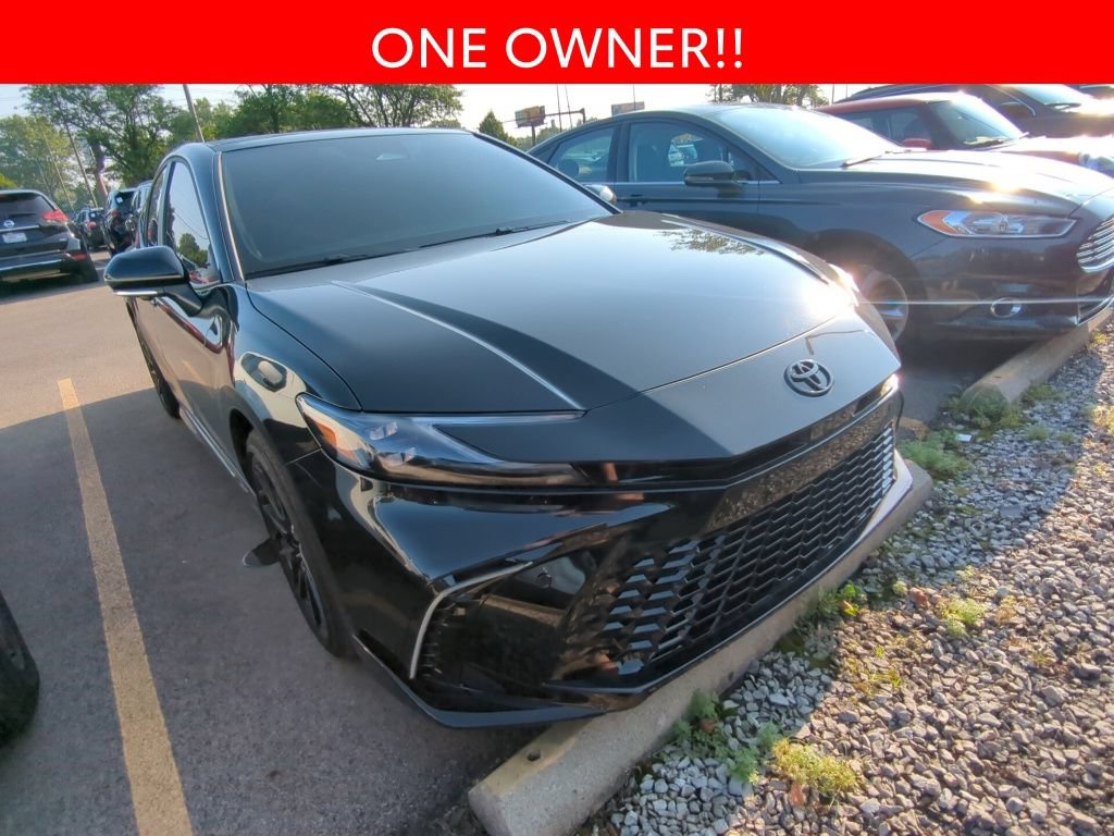 Used 2026 Toyota Camry XSE w/ Premium Plus Package AWD/4WD image 3
