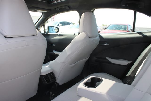 Certified 2025 Lexus UX 300h FWD image 9