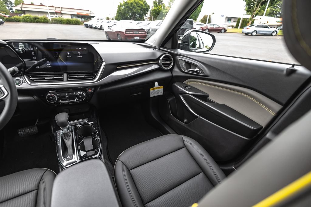New 2026 Chevrolet Trax ACTIV w/ Driver Confidence Package FWD image 23