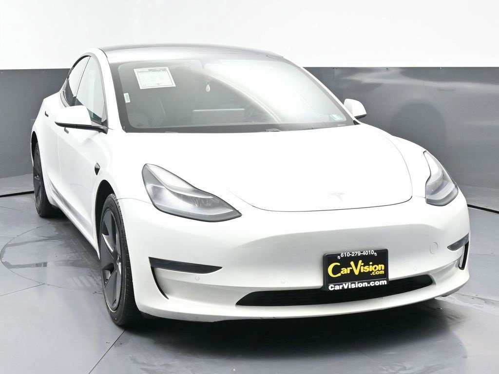 Used 2021 Tesla Model 3 Standard Range Plus image 3