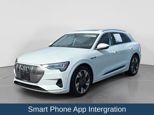 Used 2023 Audi e-tron Premium Plus w/ Premium Plus Package AWD/4WD image 9