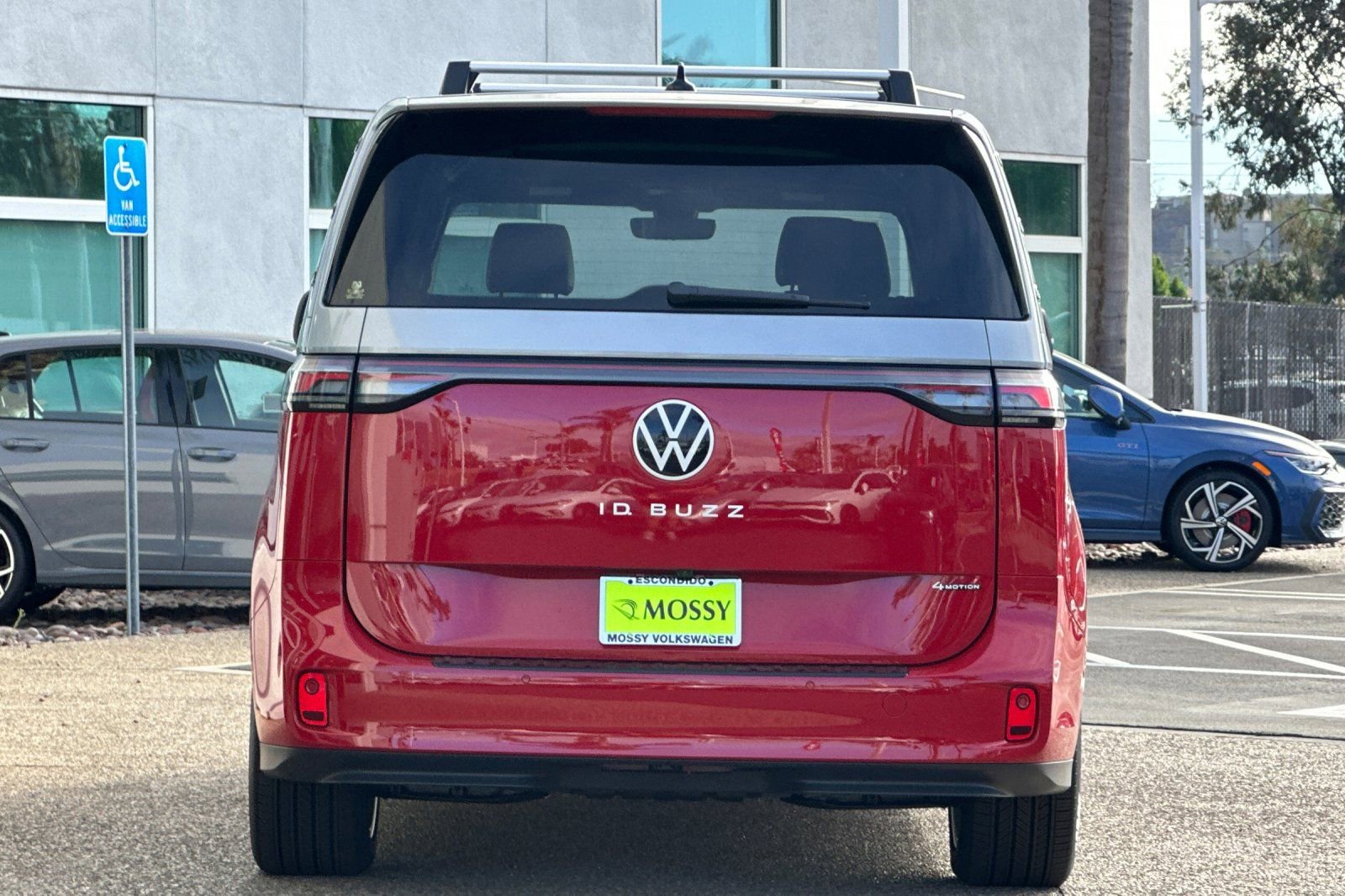 New 2025 Volkswagen ID. Buzz Pro S Plus image 5