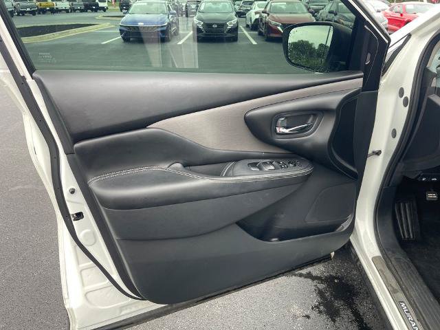 Certified 2023 Nissan Murano SV w/ SV Midnight Edition Package FWD image 12
