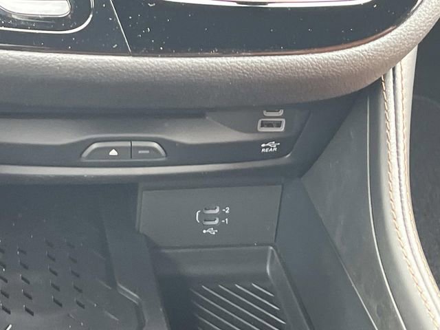 New 2026 Chrysler Pacifica Pinnacle image 34