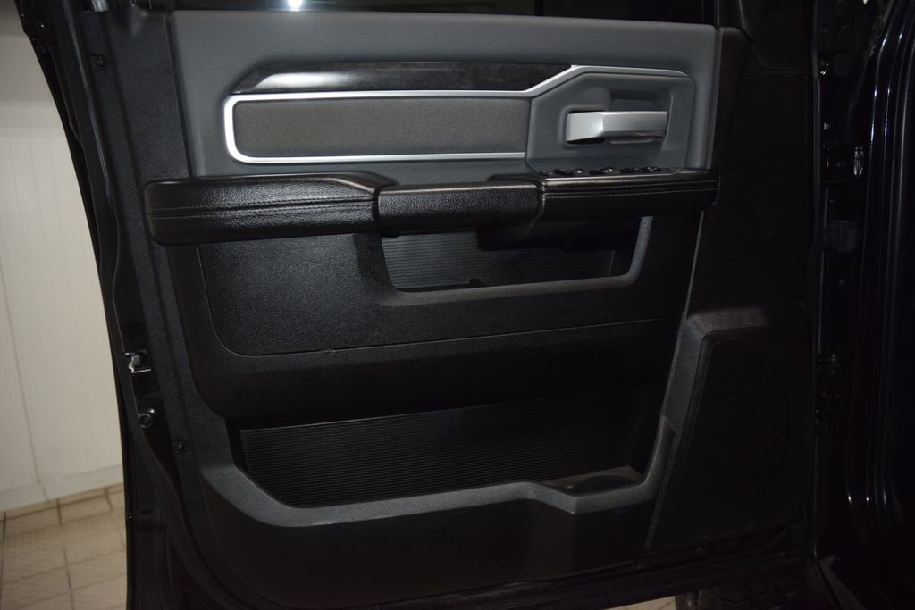 Used 2023 RAM 2500 Big Horn w/ Level 1 Equipment Group AWD/4WD image 46