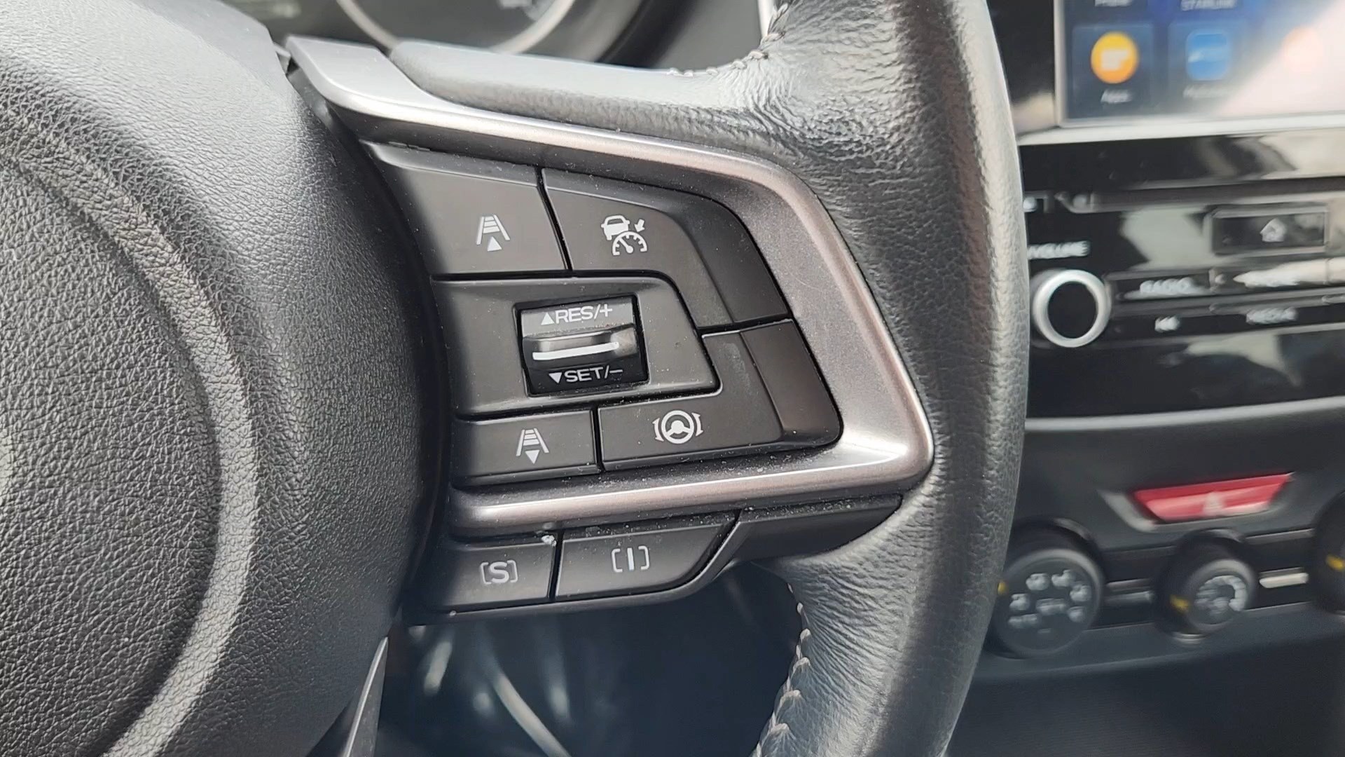 Used 2022 Subaru Forester Premium AWD/4WD image 14
