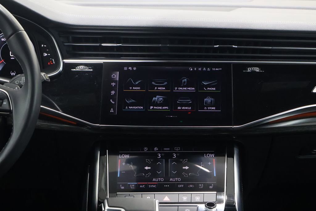 Used 2025 Audi Q8 Premium Plus w/ Premium Plus Package AWD/4WD image 19