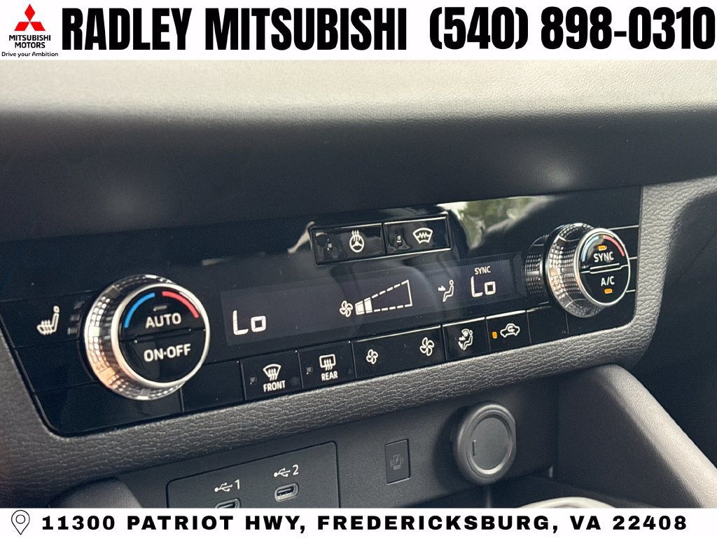 New 2026 Mitsubishi Outlander SE AWD/4WD image 10