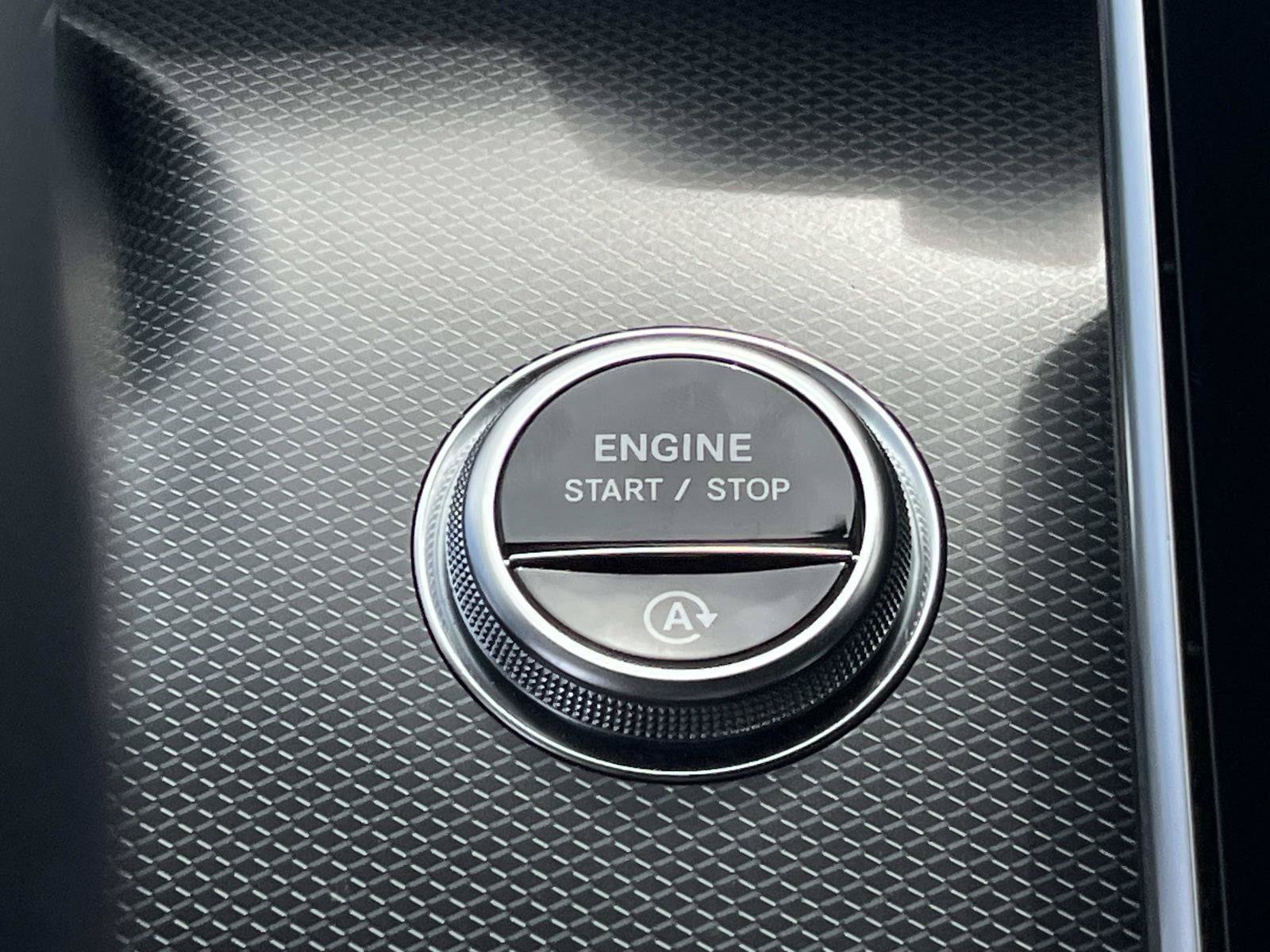 Certified 2024 Mercedes-Benz C 300 Sedan image 33