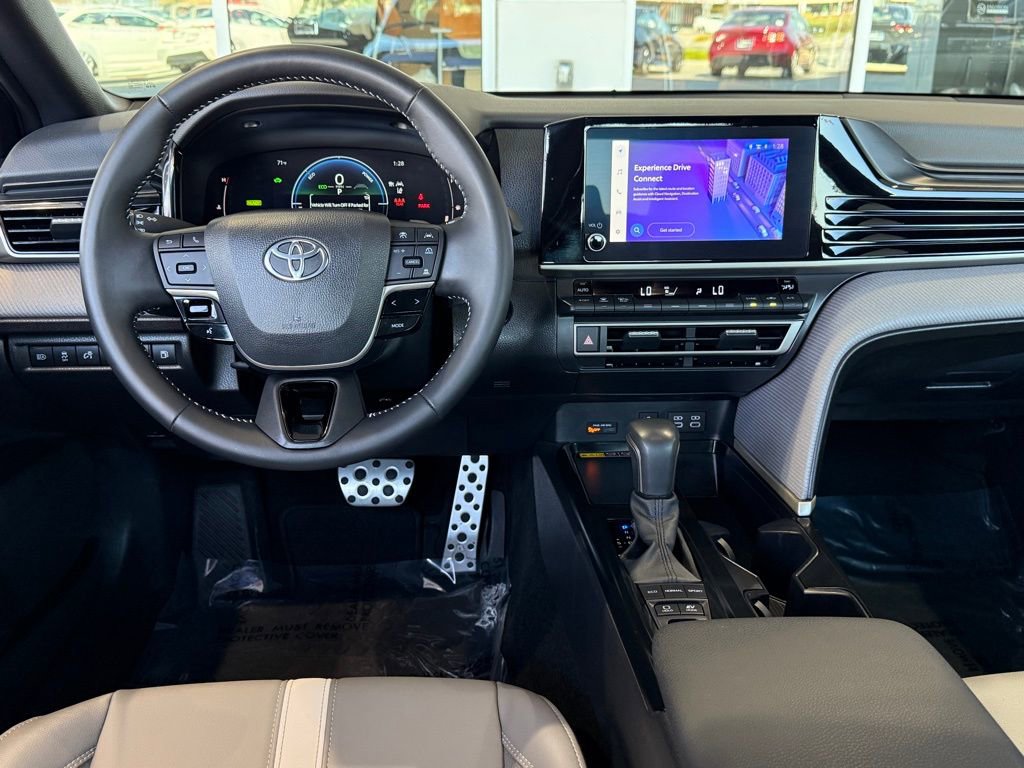 Certified 2025 Toyota Camry SE image 39