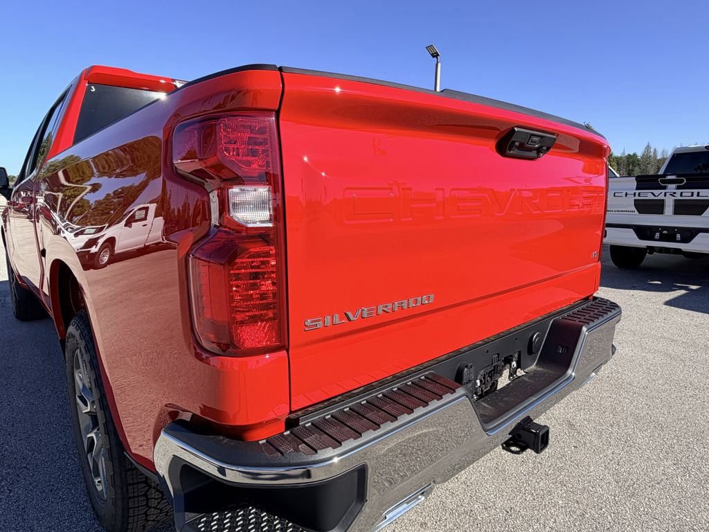 New 2026 Chevrolet Silverado 1500 LT w/ Z71 Off-Road Package AWD/4WD image 10