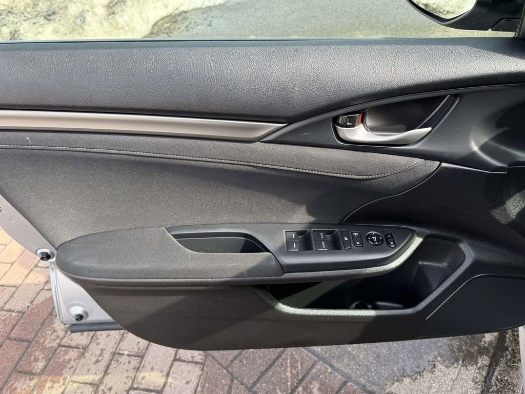 Used 2021 Honda Civic EX image 9