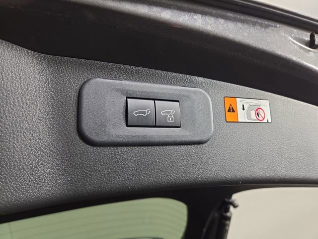 Used 2025 Lexus NX 300h AWD w/ Luxury Package image 33