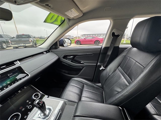 Used 2020 Land Rover Range Rover Evoque SE image 26