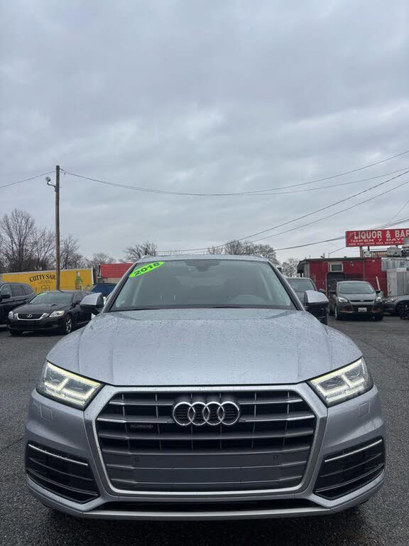 Used 2018 Audi Q5 2.0T Premium Plus w/ Premium Plus Package AWD/4WD image 2