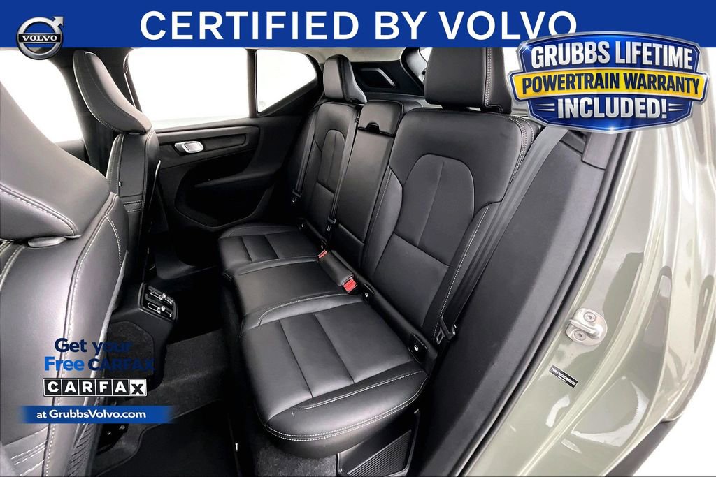 Certified 2025 Volvo XC40 B5 Plus AWD/4WD image 34