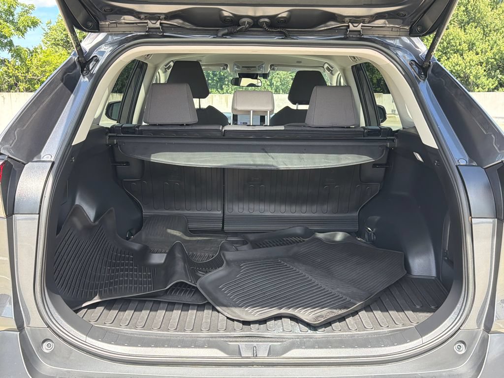 Used 2024 Toyota RAV4 XLE w/ Weather Package AWD/4WD image 6