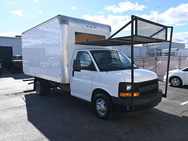 Used 2017 Chevrolet Express 3500 image 35