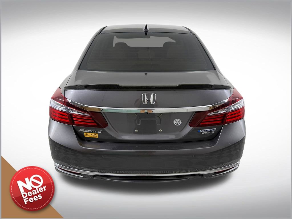 Used 2017 Honda Accord Touring image 4