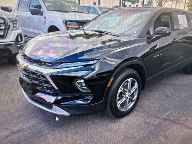 Used 2024 Chevrolet Blazer LT w/ LPO, Floor Liner Package FWD image 3