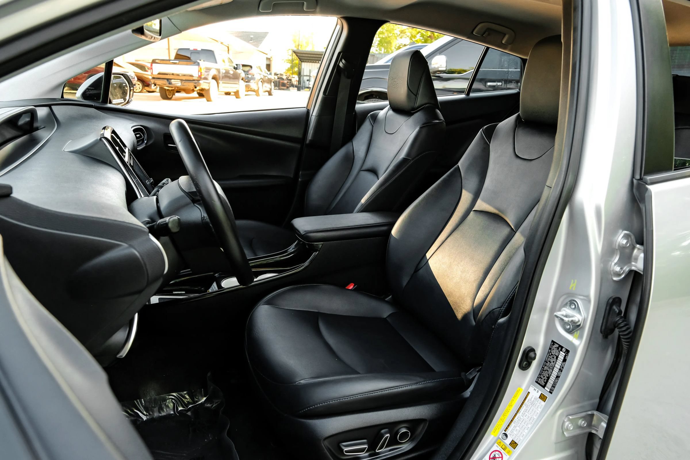 Used 2016 Toyota Prius Four Touring w/ Premium Convenience Package FWD image 35