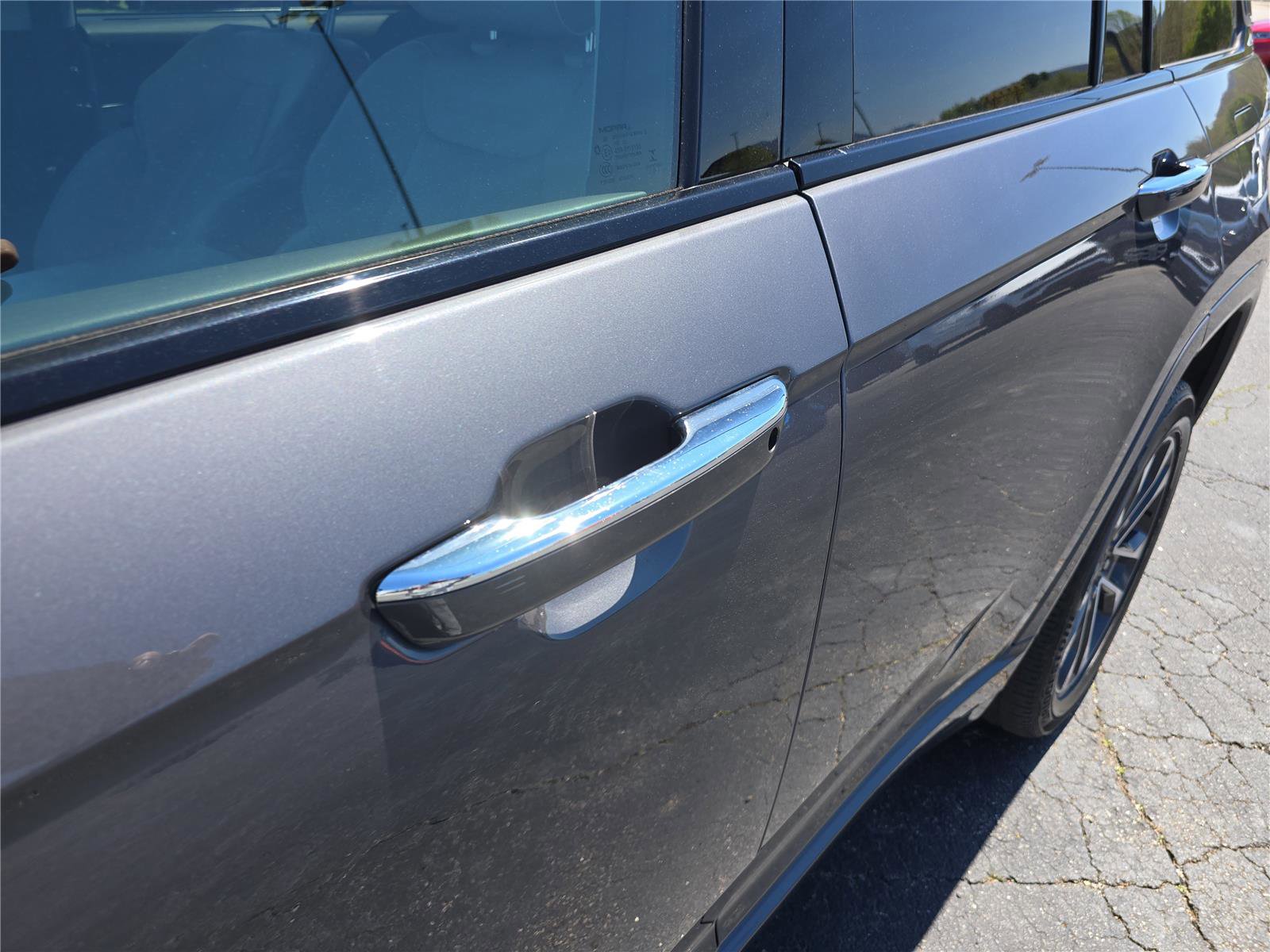 Used 2022 Jeep Grand Cherokee Overland w/ Luxury Tech Group IV image 13