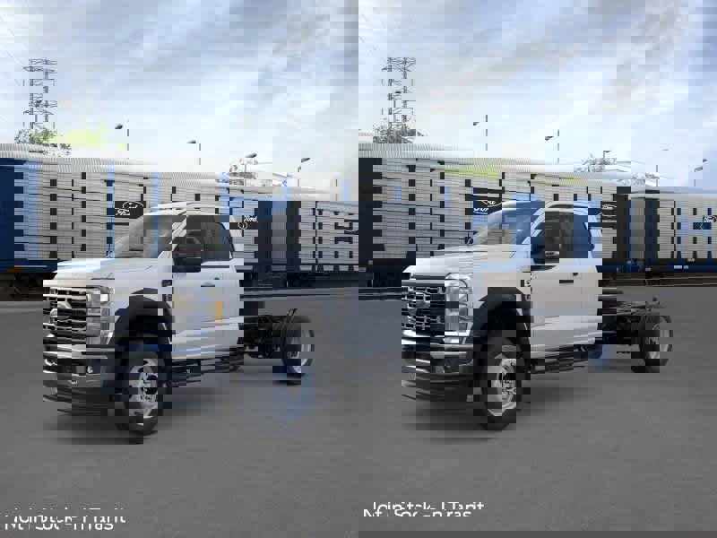 New 2026 Ford F450 XL w/ XL Chrome Package image 1