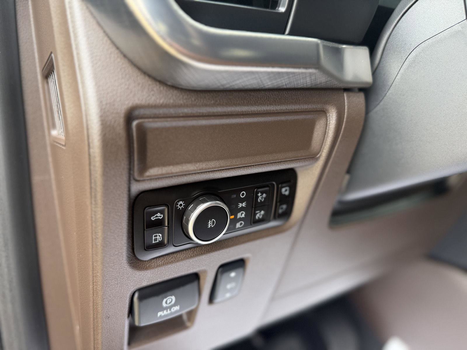 Used 2025 Ford F150 King Ranch w/ FX4 Off-Road Package AWD/4WD image 15