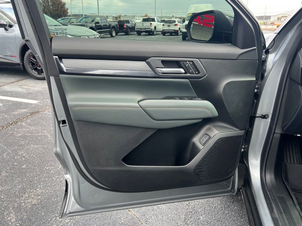 Used 2026 GMC Terrain AT4 w/ Convenience Package III image 13