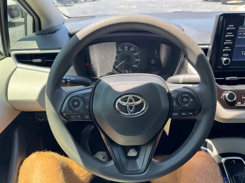 Used 2020 Toyota Corolla L FWD image 11
