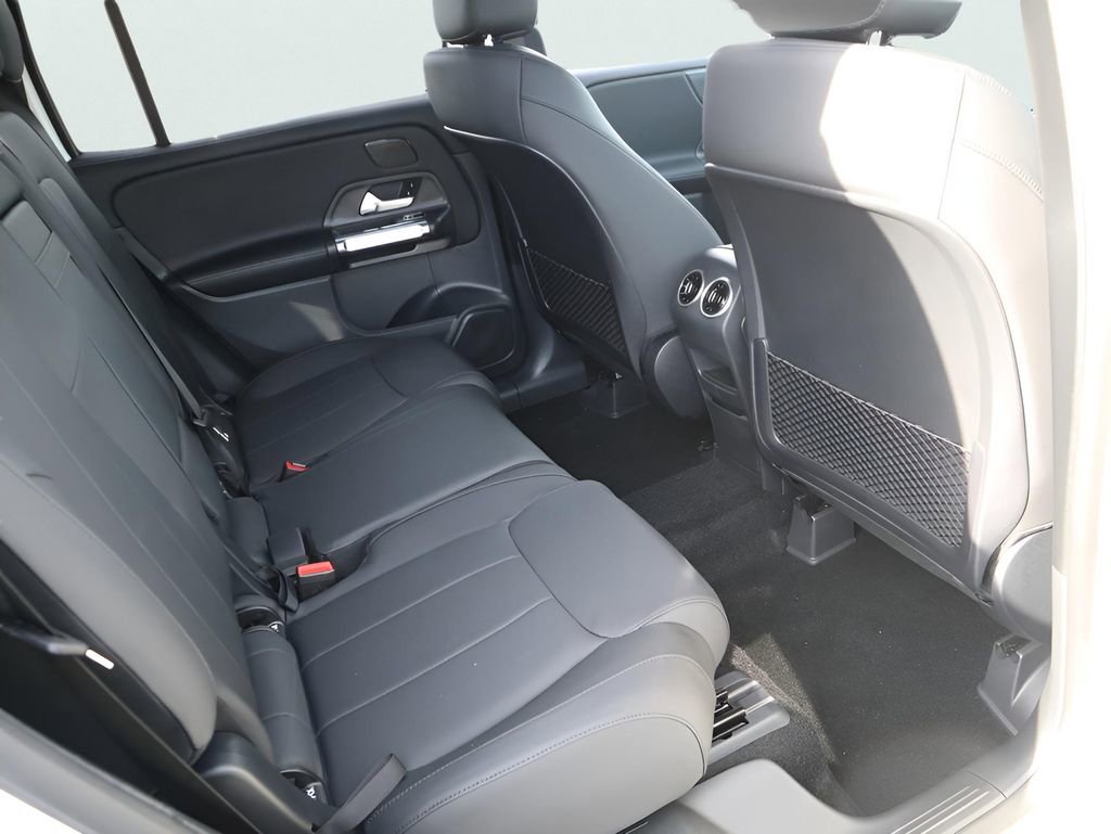 New 2026 Mercedes-Benz GLB 250 4MATIC image 20