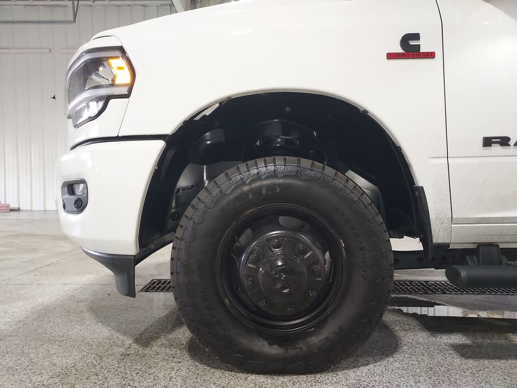 Used 2024 RAM 3500 Laramie w/ Night Edition image 16