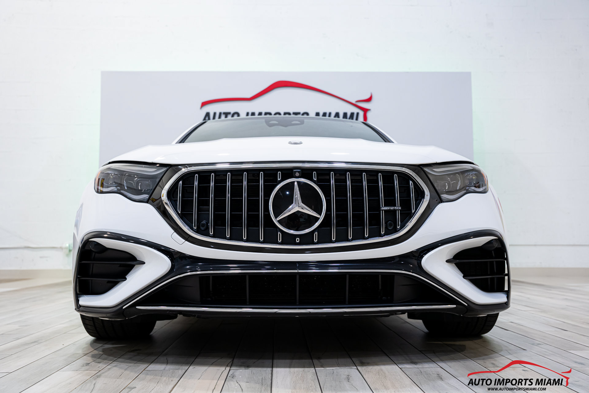 Used 2025 Mercedes-Benz E 53 AMG e 4MATIC Sedan w/ Driver Assistance Package image 30