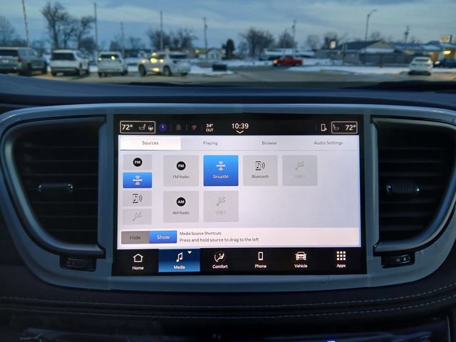 New 2026 Chrysler Pacifica Select FWD image 21
