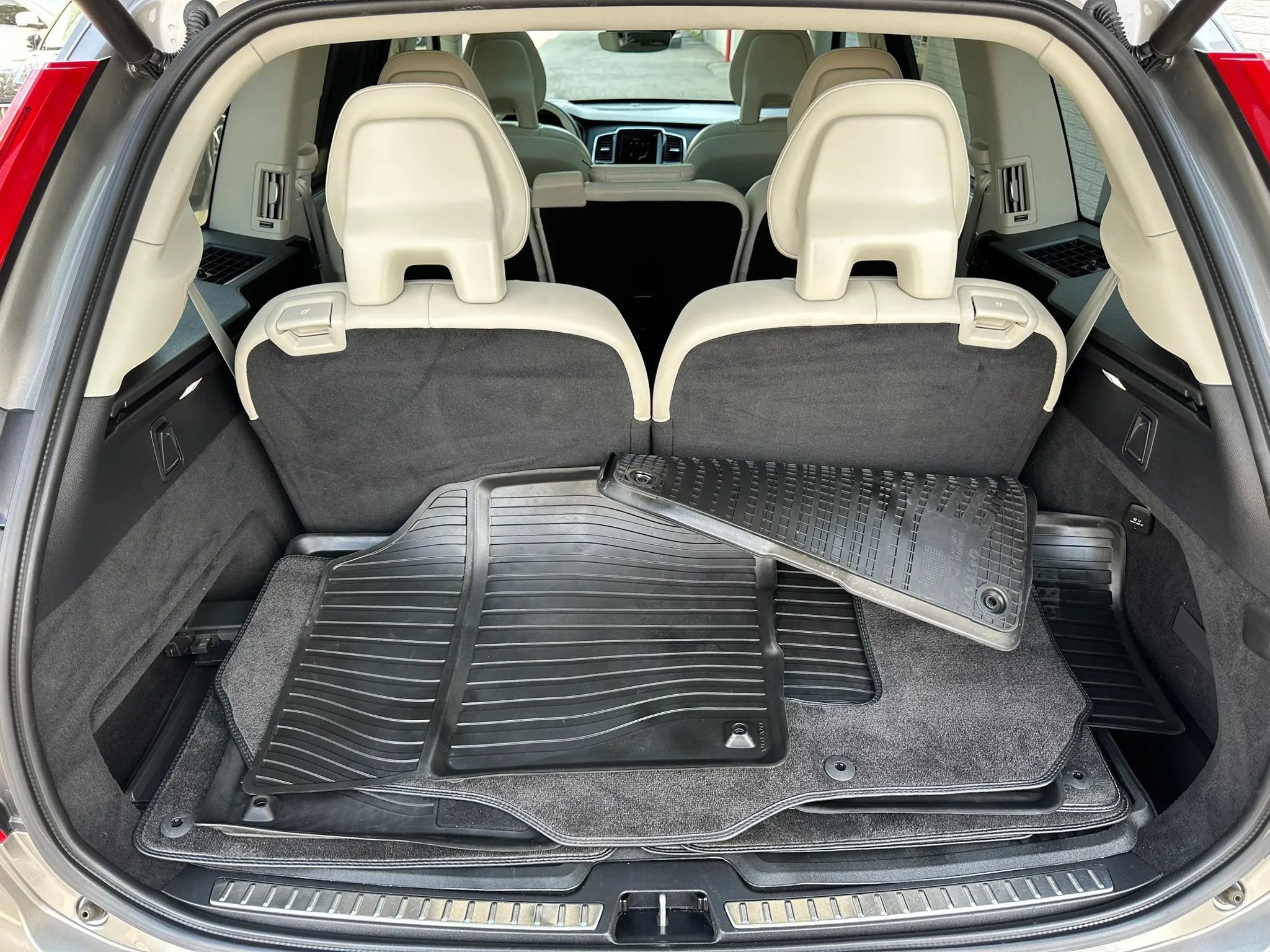 Used 2022 Volvo XC90 T6 Inscription w/ Advanced Package AWD/4WD image 21